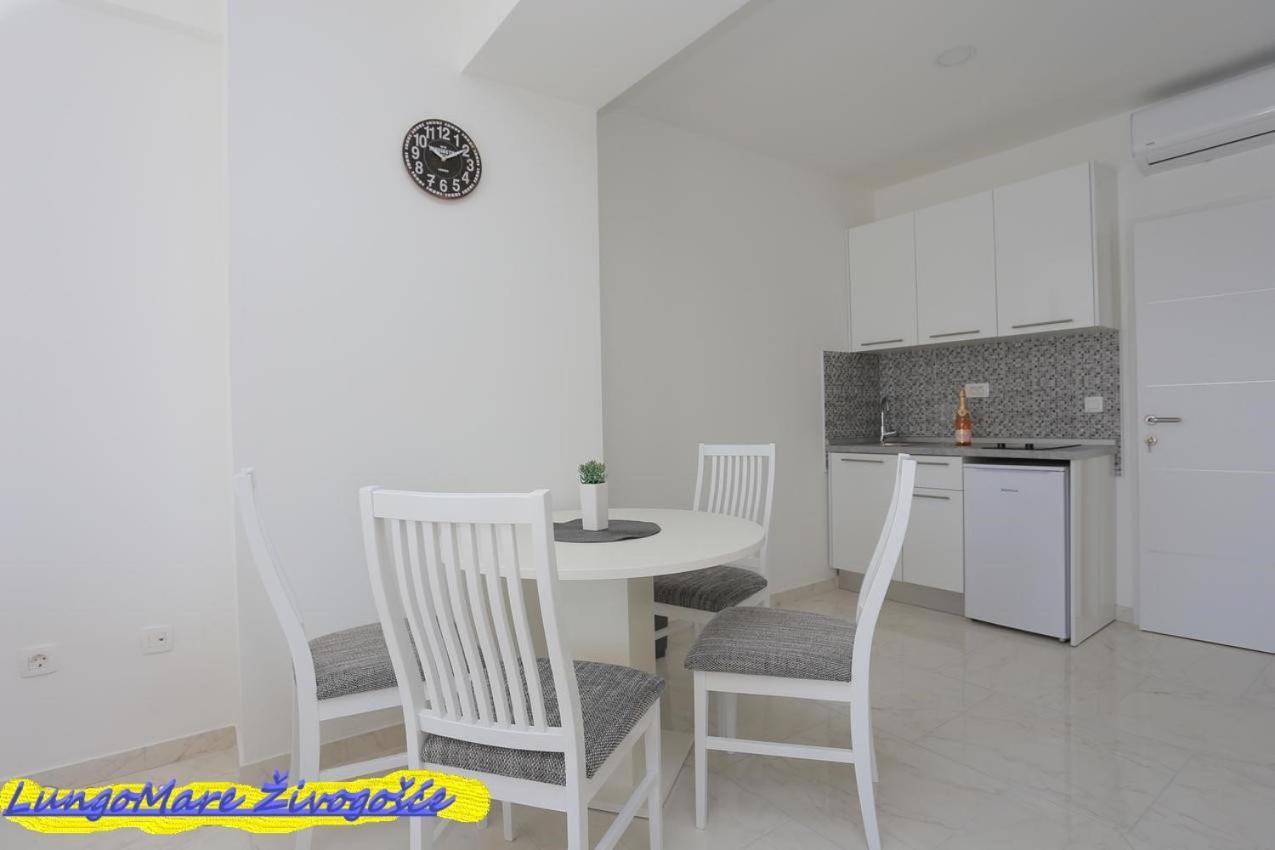 Apartmants Villa Lungo Mare Živogošće Exterior foto